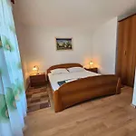 In 37983 Lägenhet *