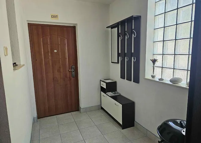 In 37983 Apartment